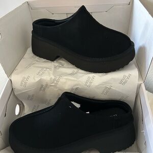 Dream Pairs Black Platform Mules